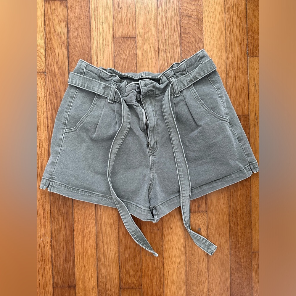 American Eagle olive/gray denim belted shorts